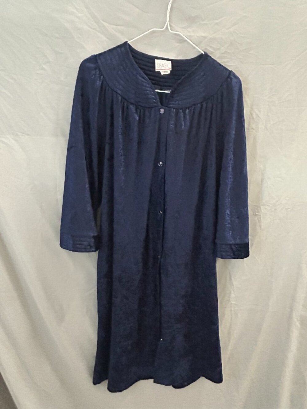 Simply Basic Velour Snap Front Robe Women's Small Navy Granny Core with Pockets